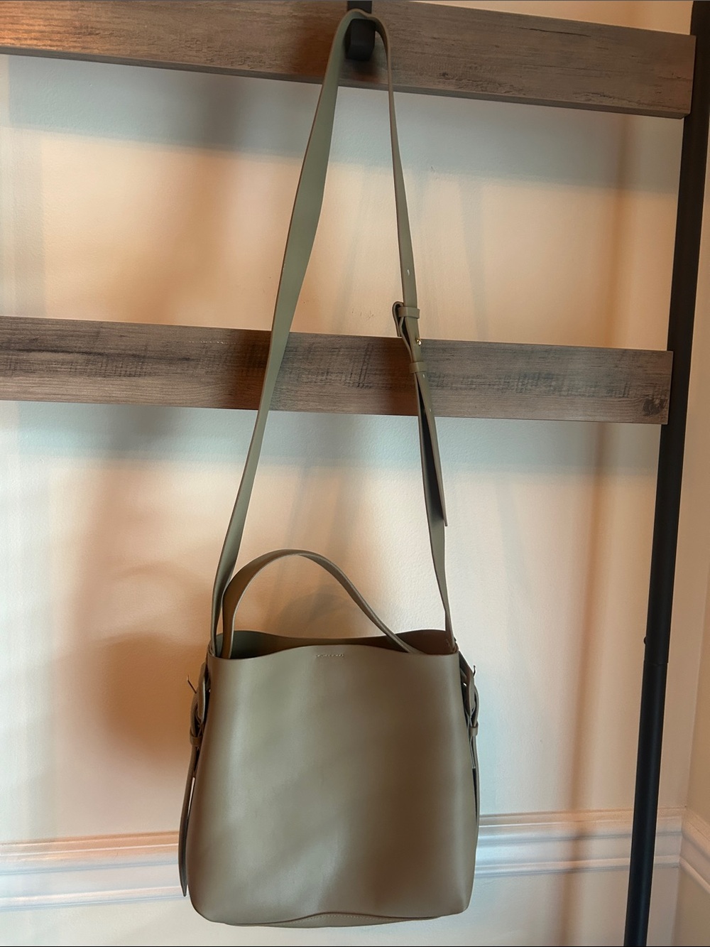 Minimal Olive Green Leather Shoulder Bag